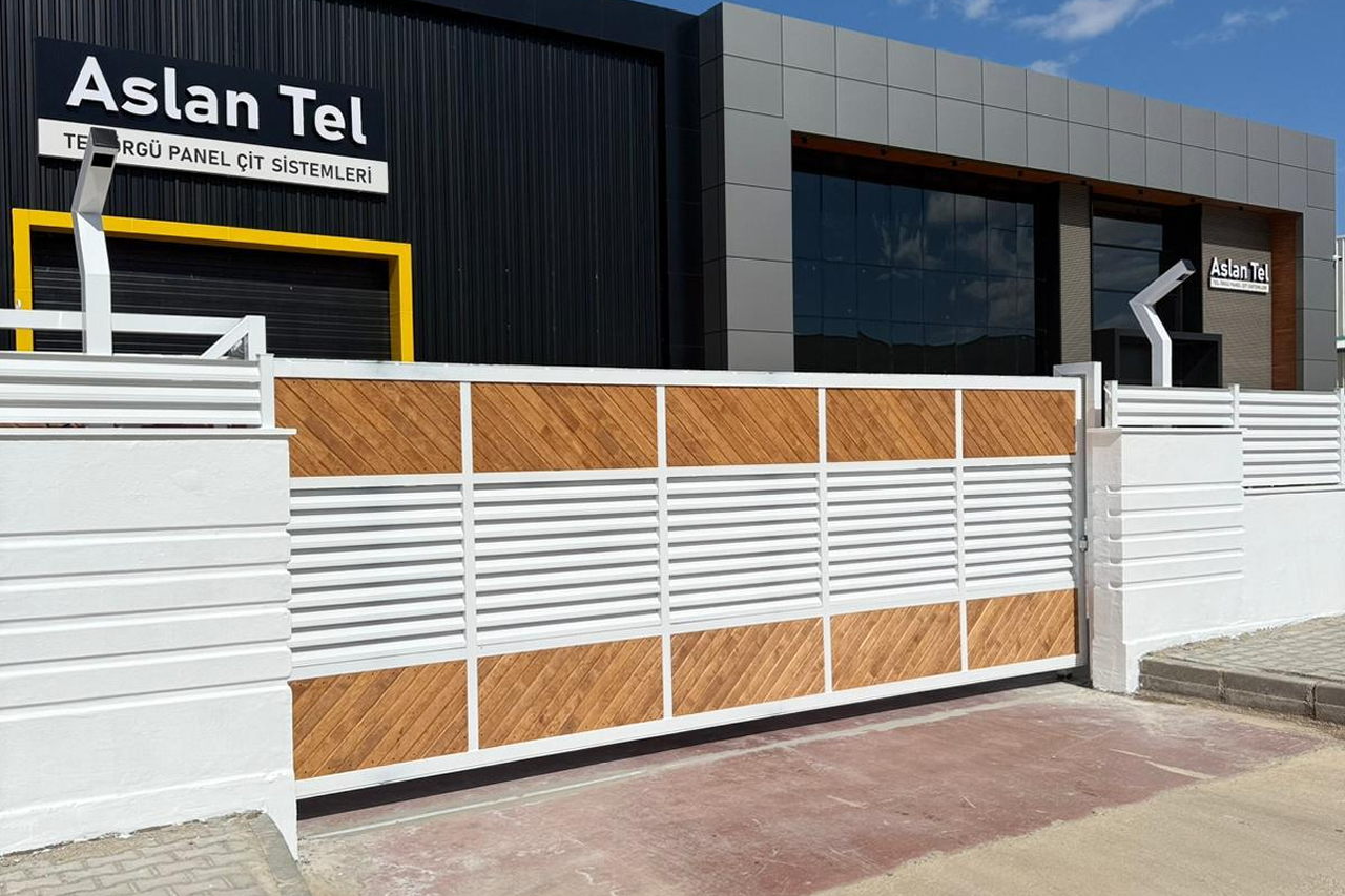 Dekoratif Kayar Kapılar