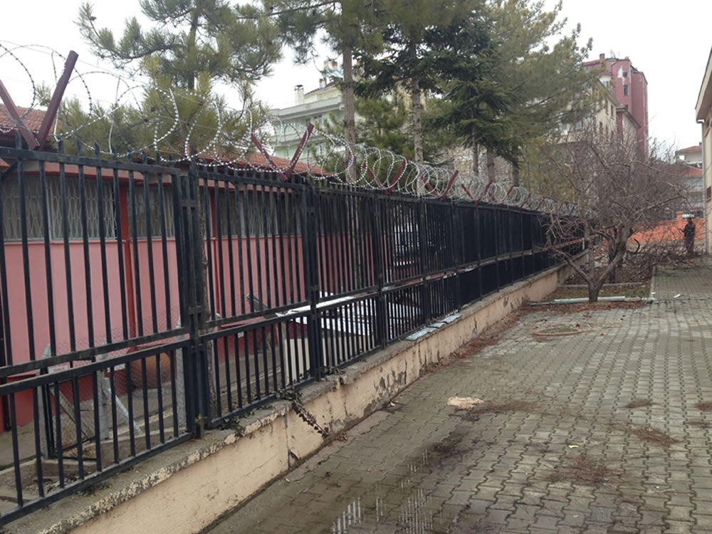 Jiletli Tel Sistemleri