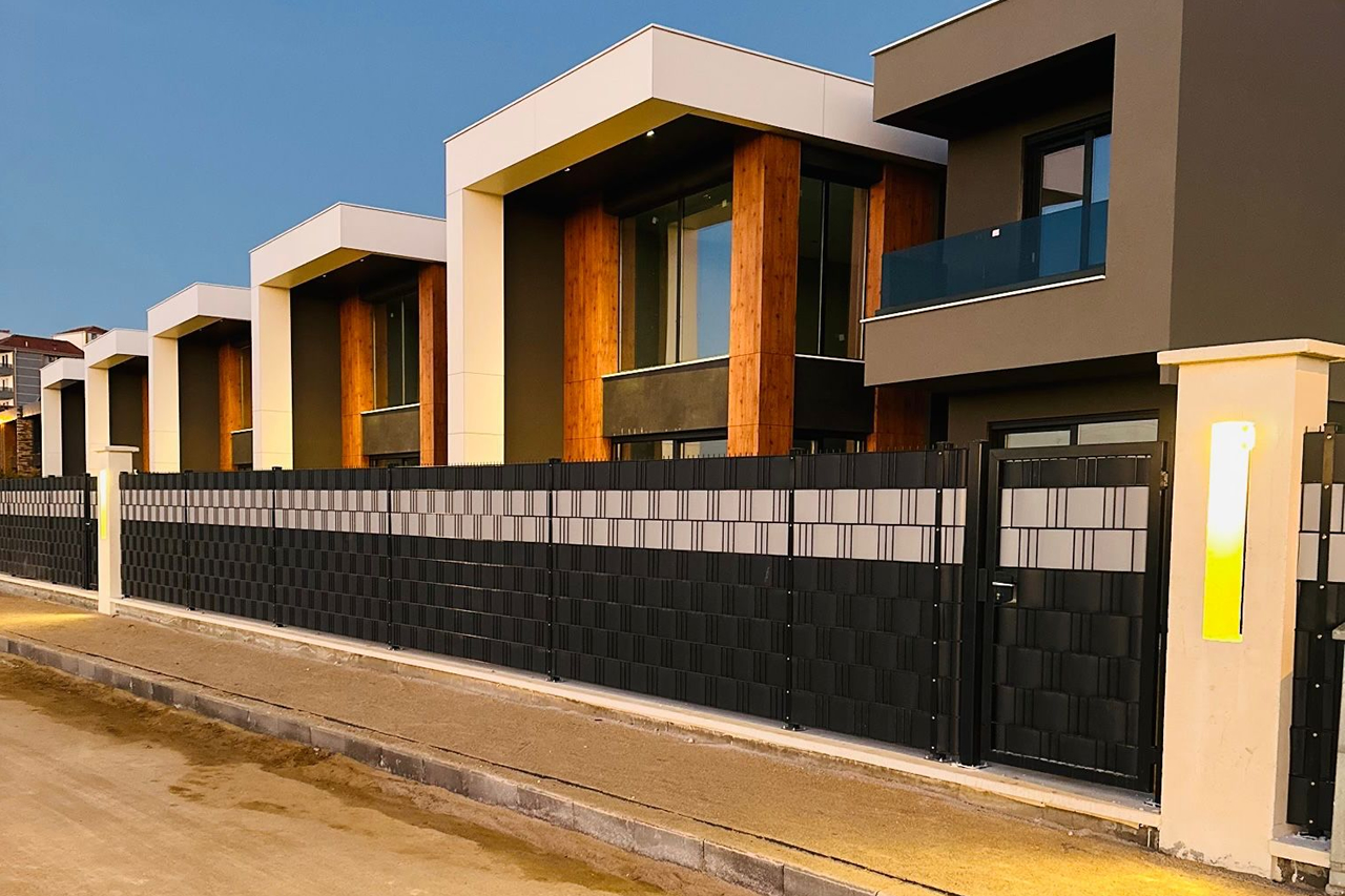 Brandalı Double Panel Çit Sistemleri