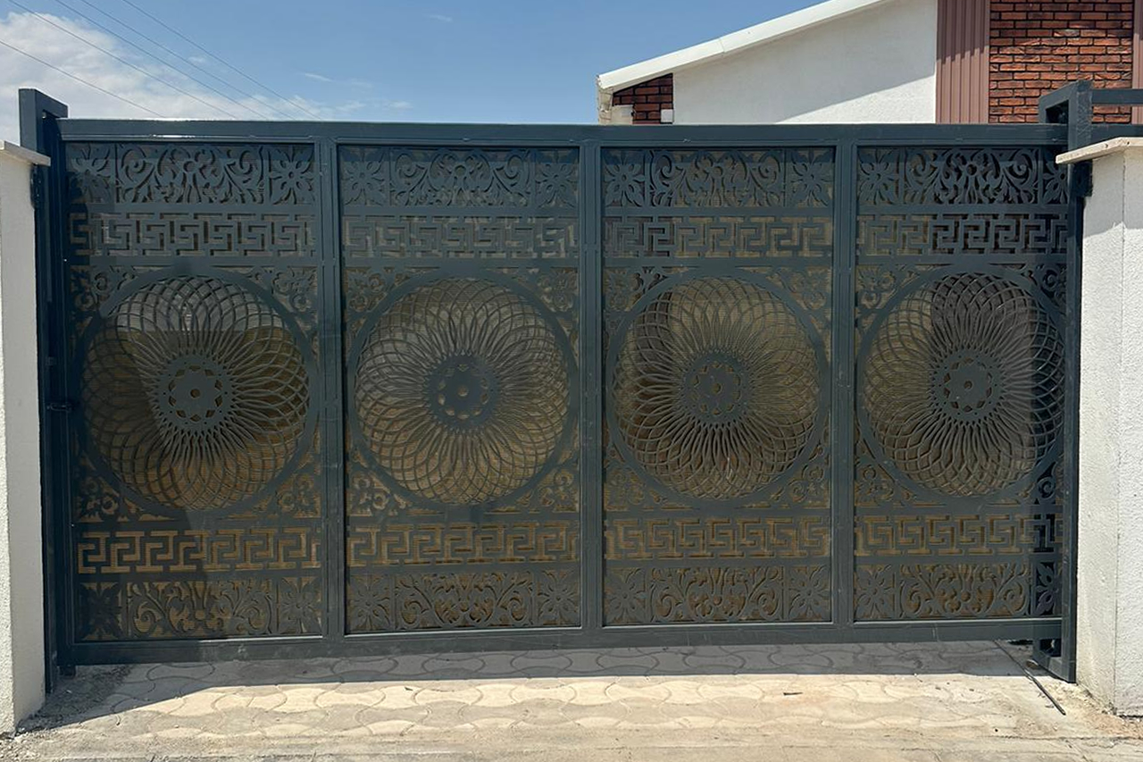 Dekoratif Kayar Kapılar