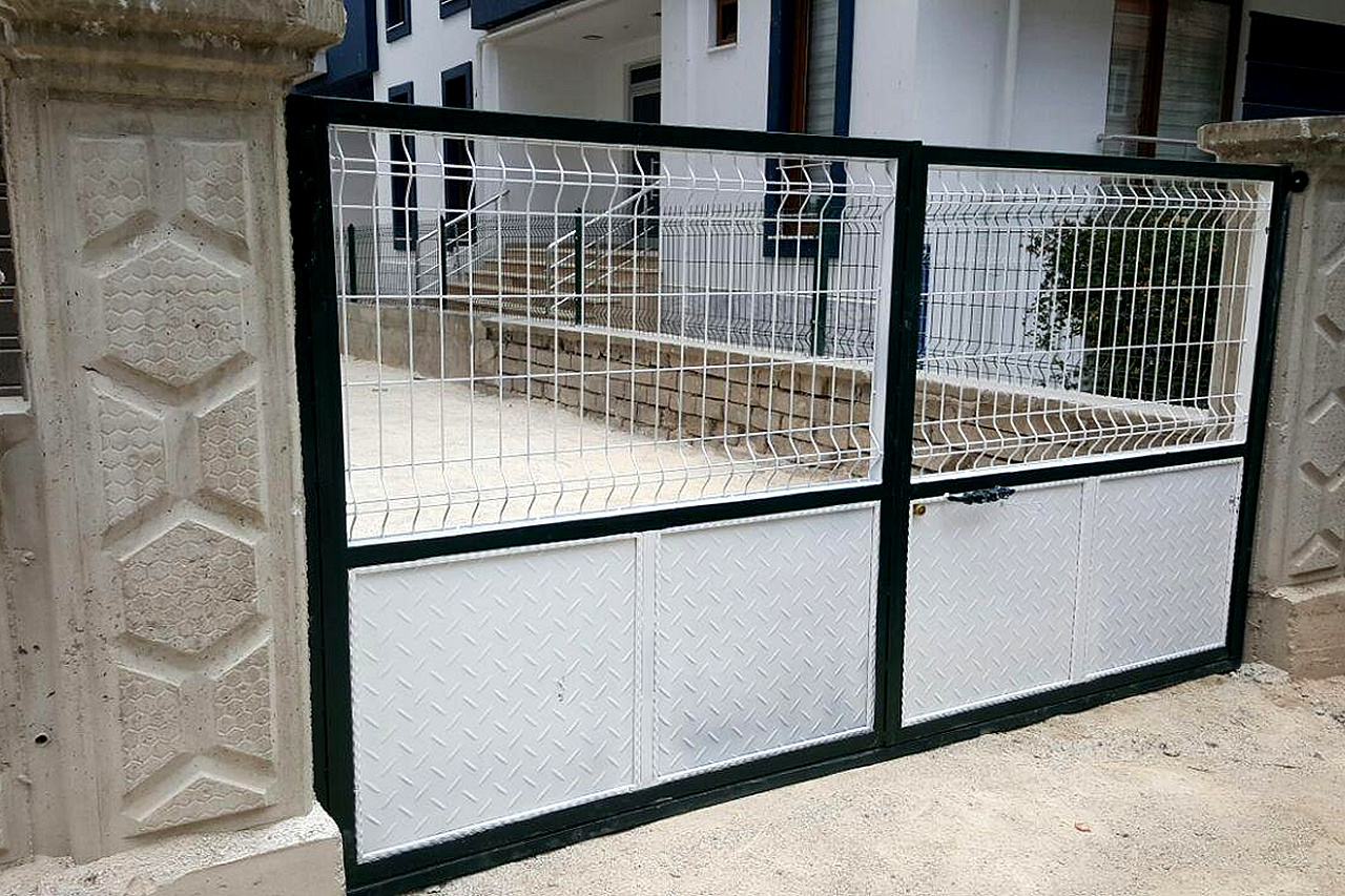 Panel Çit Kanatlı Kapı